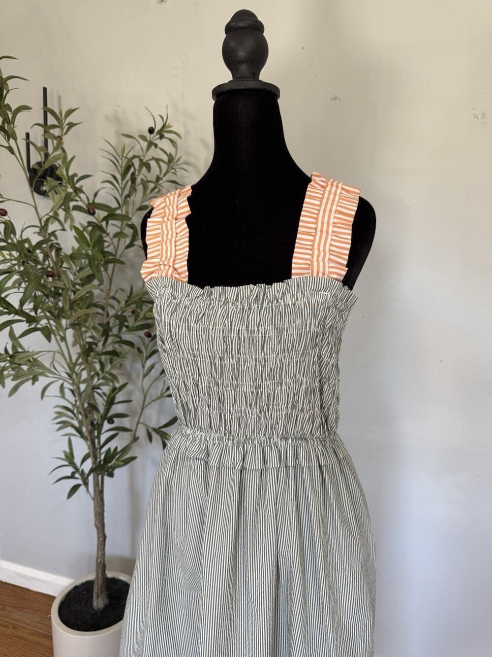 Topshop Smoked Stripped Sz 8 Open Back Bohemian Cottagecore Dress